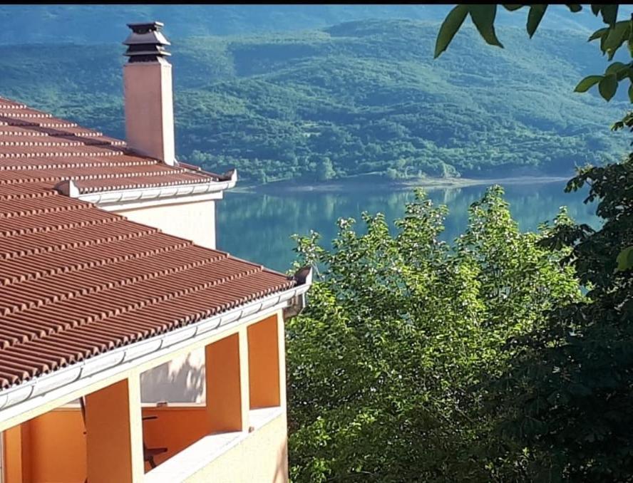 Rooms And Apartments Budisa Vrlika Exterior photo